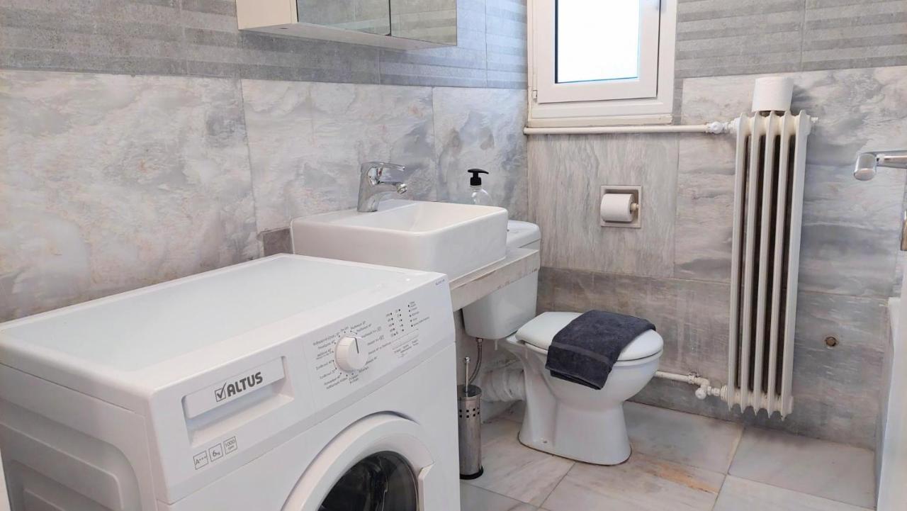 Grand Apartment In Parliament Square Athens Ngoại thất bức ảnh