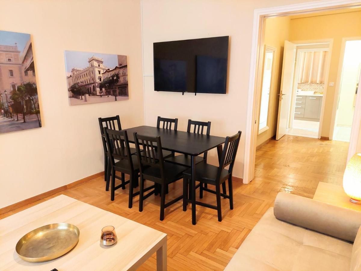 Grand Apartment In Parliament Square Athens Ngoại thất bức ảnh