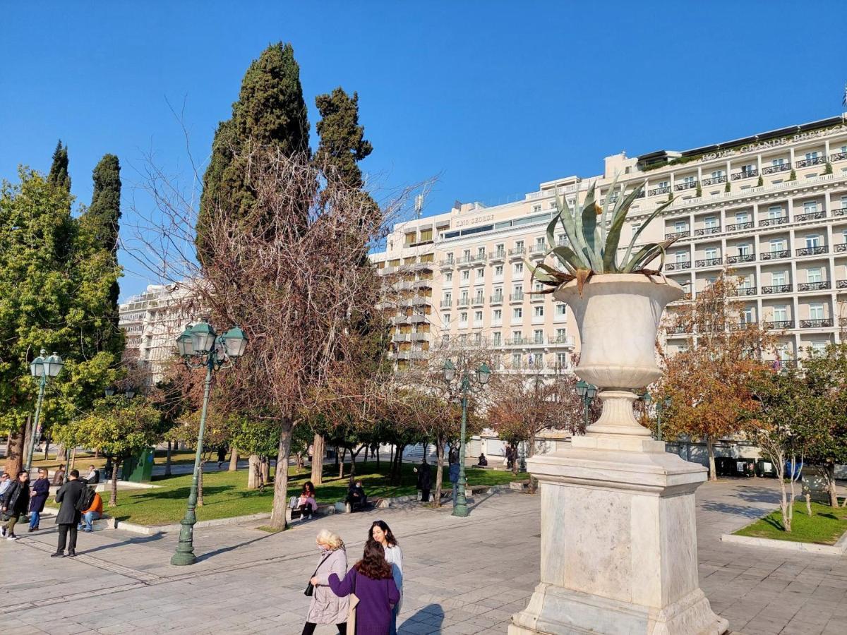 Grand Apartment In Parliament Square Athens Ngoại thất bức ảnh