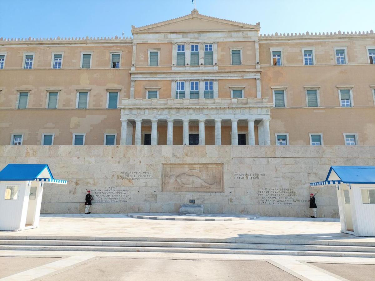 Grand Apartment In Parliament Square Athens Ngoại thất bức ảnh